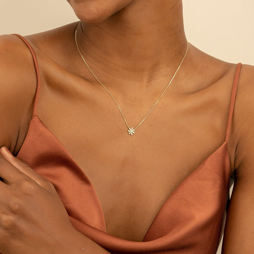 Round Cut Diamond Flower Necklace for Women - Doozy Diamonds