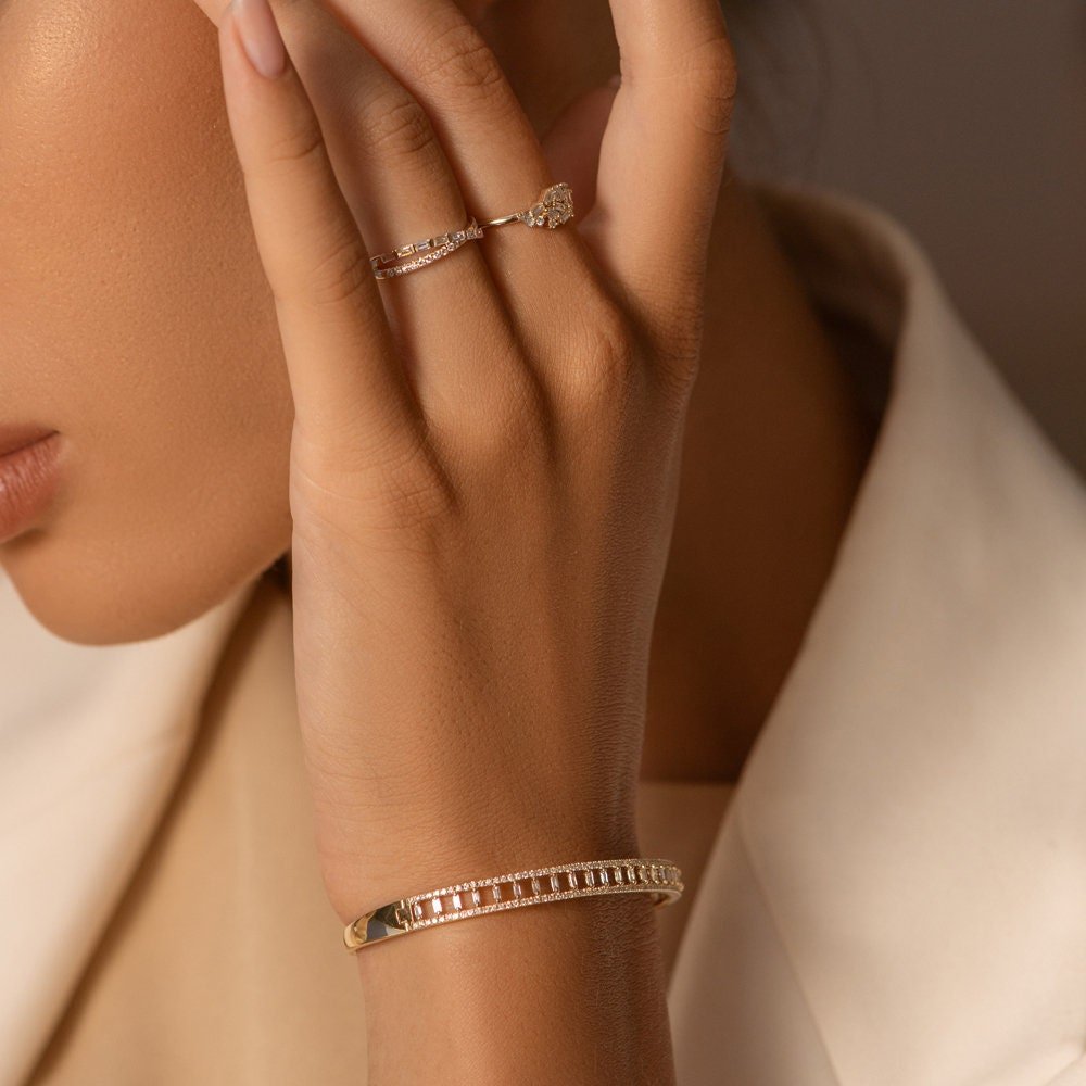 Baguette & Round Cut Diamond Lab-Grown Bangle Bracelet