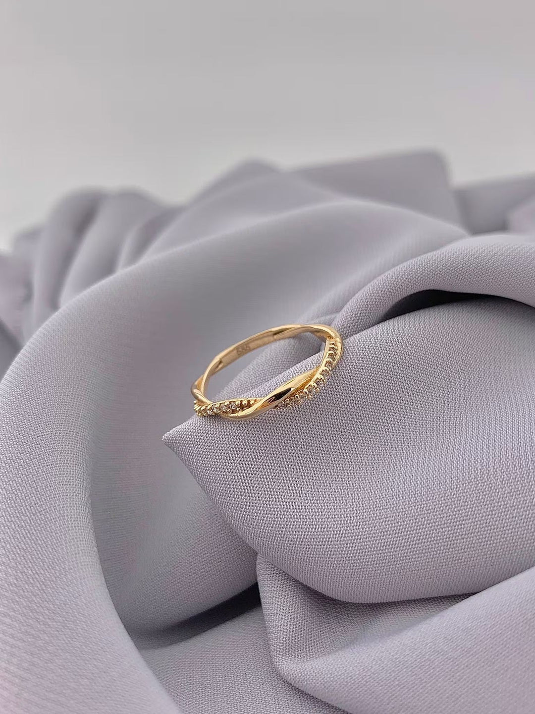 Round Cut Diamond lab grown diamond Infinity Wedding Ring for Christmas Gift - Doozy Diamonds