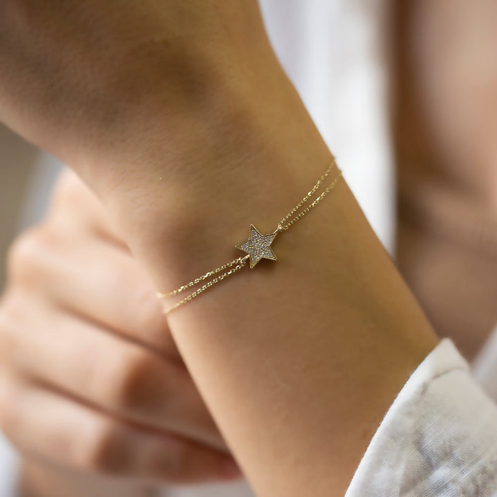 14K Gold Round Cut Diamond Star Bracelet for Women - Doozy Diamonds