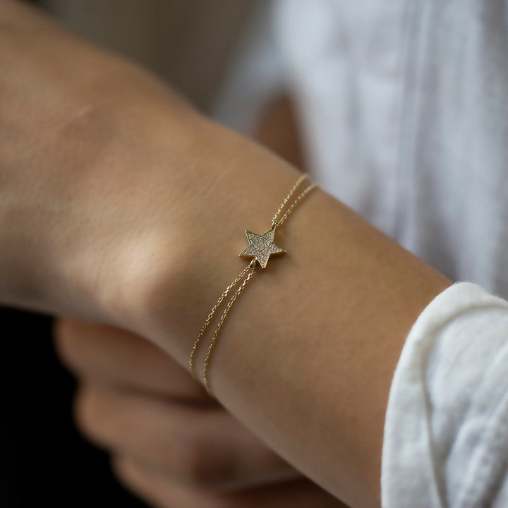 14K Gold Round Cut Diamond Star Bracelet for Women - Doozy Diamonds
