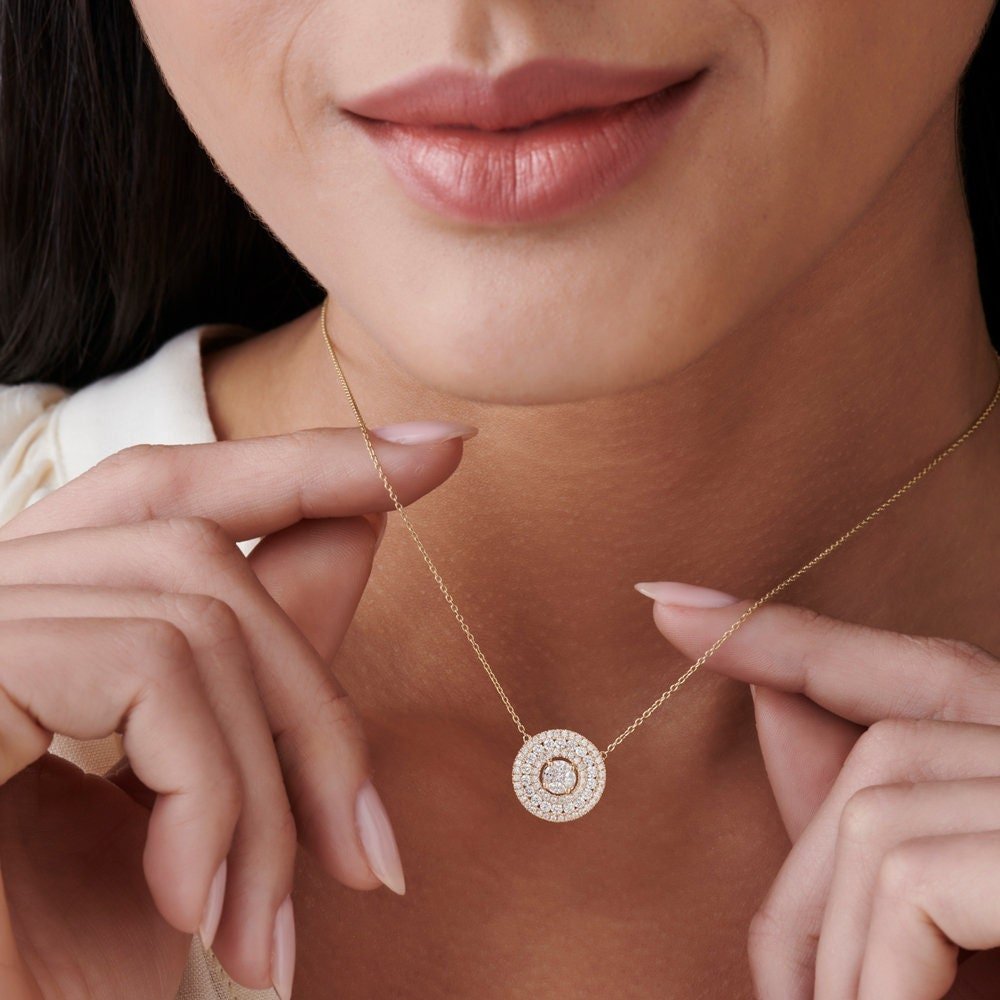 Round Cut Diamond Circle Pendant Necklace for Women - Doozy Diamonds