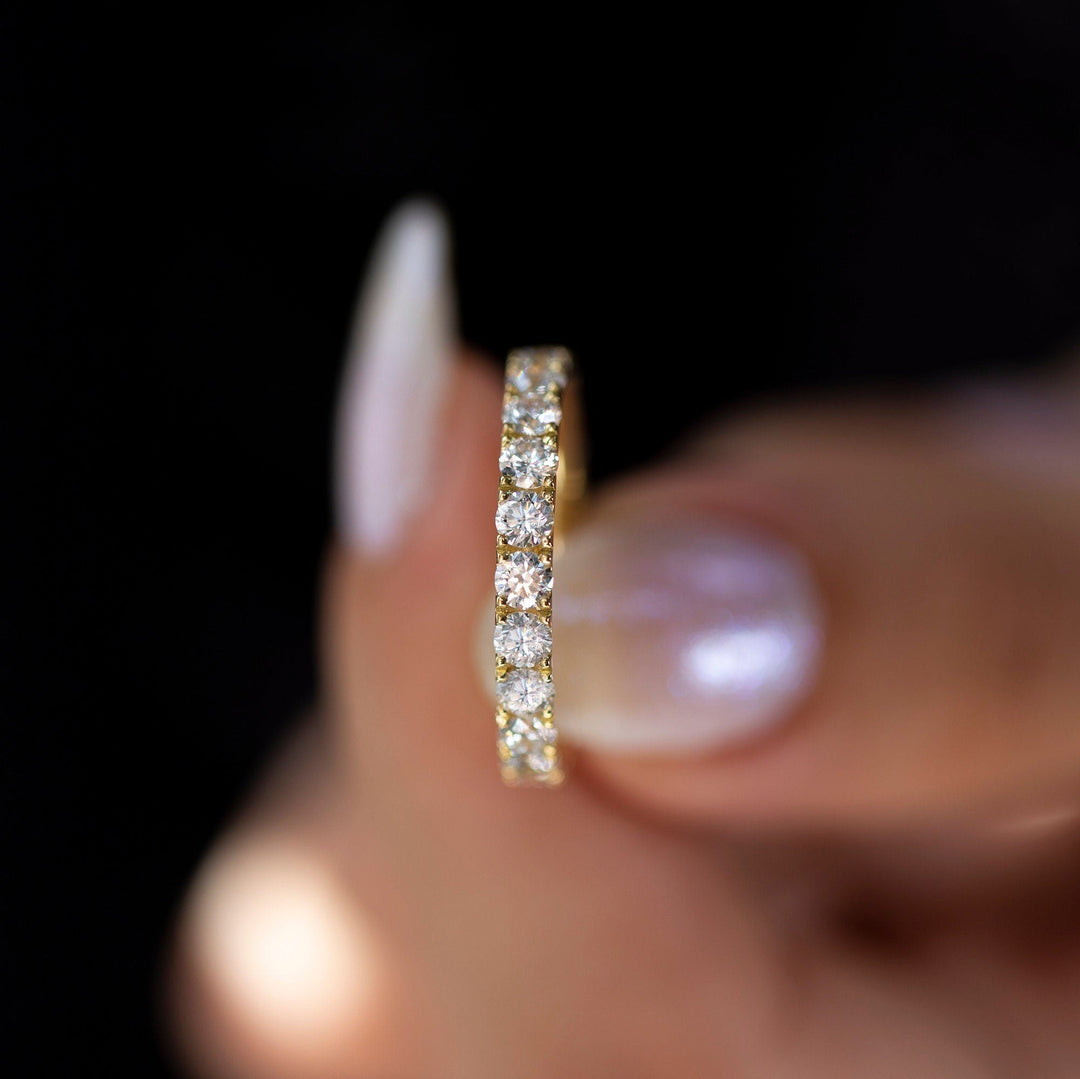 Round Cut Full Eternity Diamond Wedding Band for Her - Doozy Diamonds