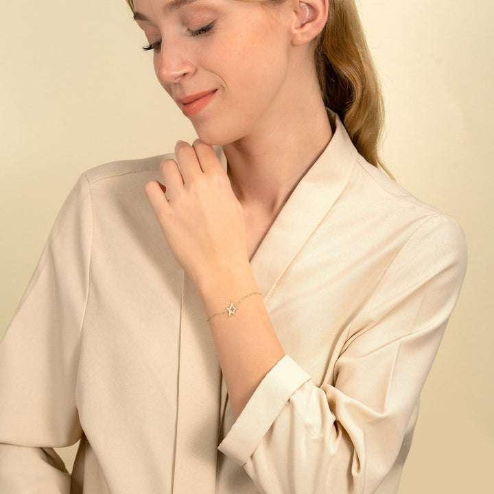 Round Cut Diamond Shining Star Bracelet for Women - Doozy Diamonds