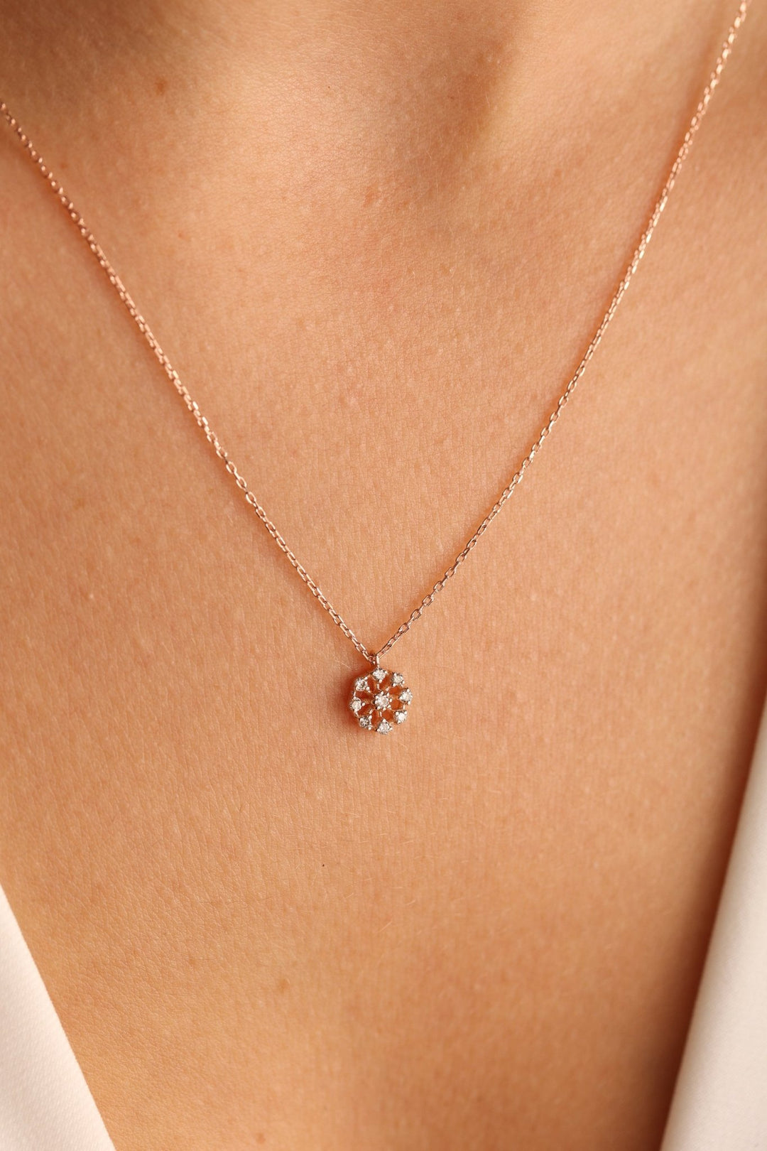 Round Cut Diamond Flower Pendant Necklace for Women - Doozy Diamonds