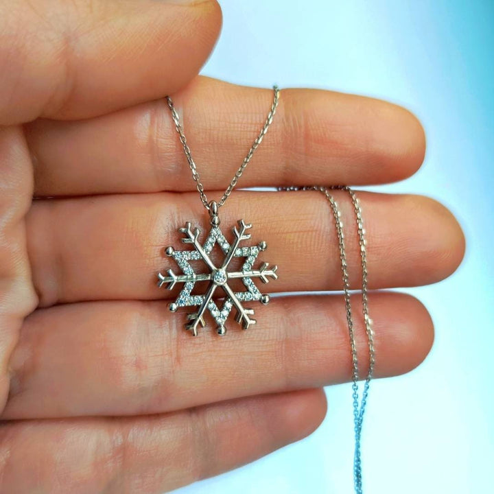 Snowflake Diamond Necklace Gift For Christmas Gift - Doozy Diamonds