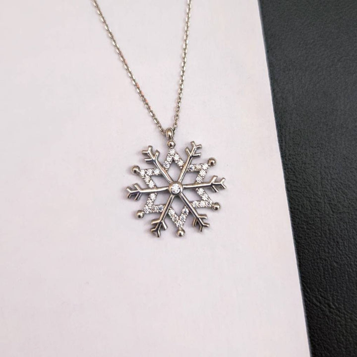Snowflake Diamond Necklace Gift For Christmas Gift - Doozy Diamonds