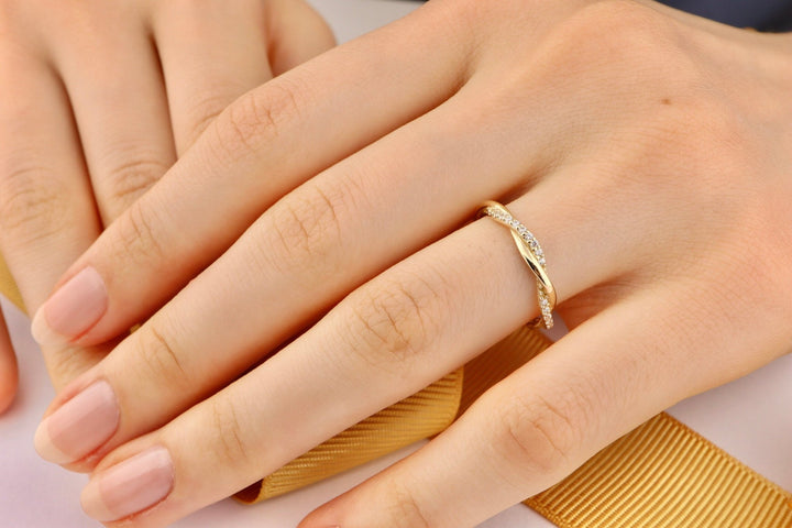 Round Cut Diamond lab grown diamond Infinity Wedding Ring for Christmas Gift - Doozy Diamonds