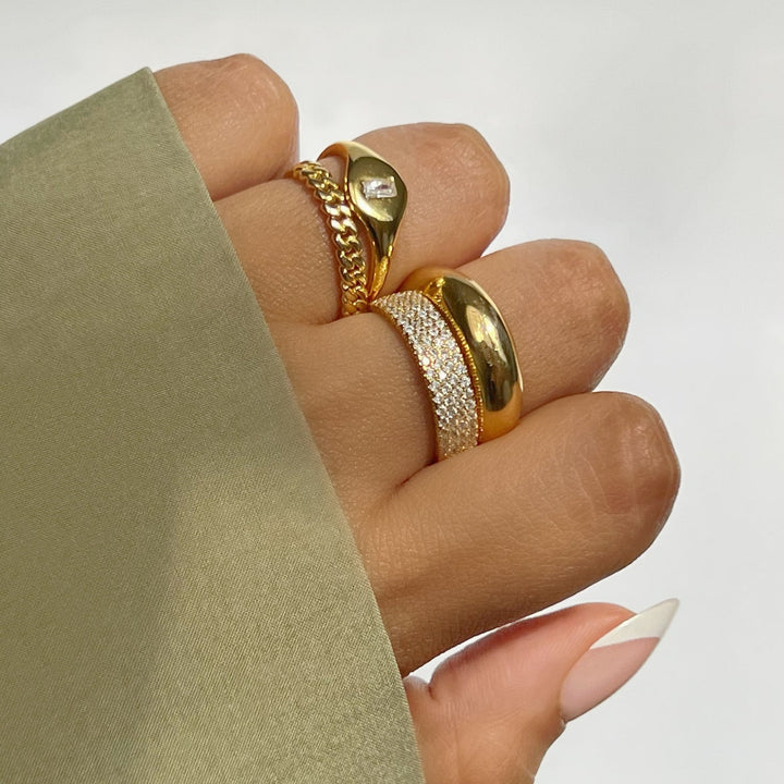 Round Diamond Pave Wedding Band Gift for Her - Doozy Diamonds
