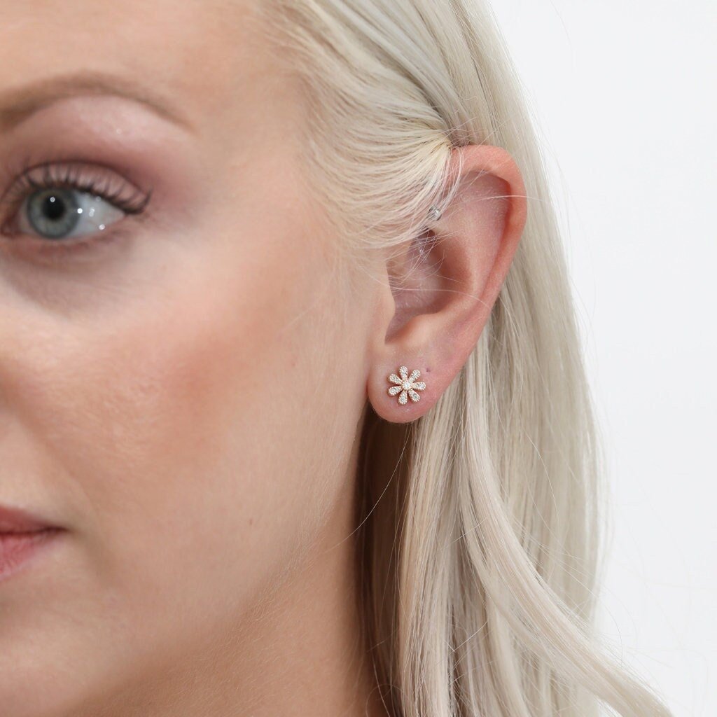 0.18CT Round Floral lab grown diamonds Stud Earrings For Women - Doozy Diamonds