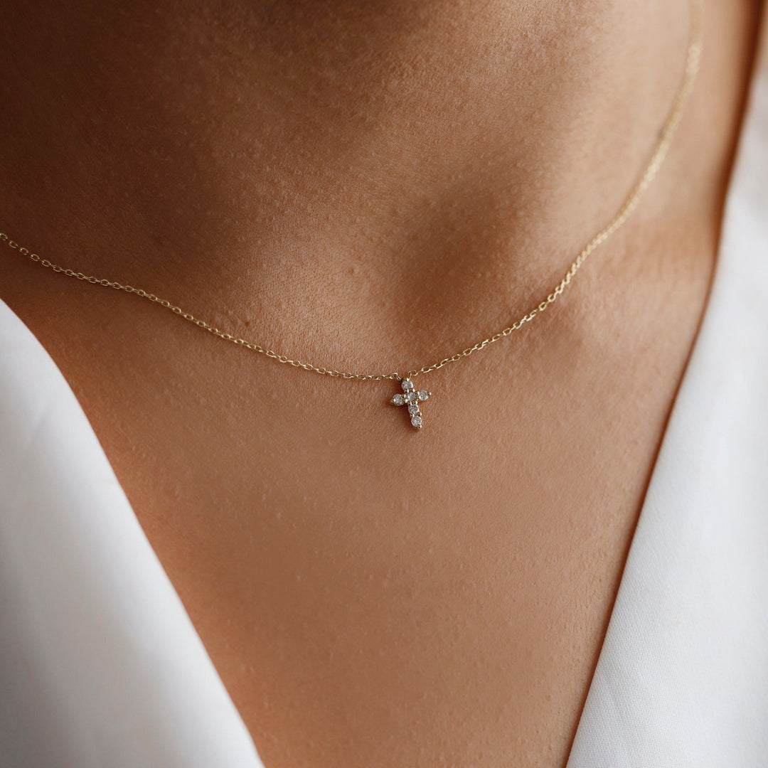 Round Cut Cross Diamond lab grown diamond Necklace In 18K Gold - Doozy Diamonds