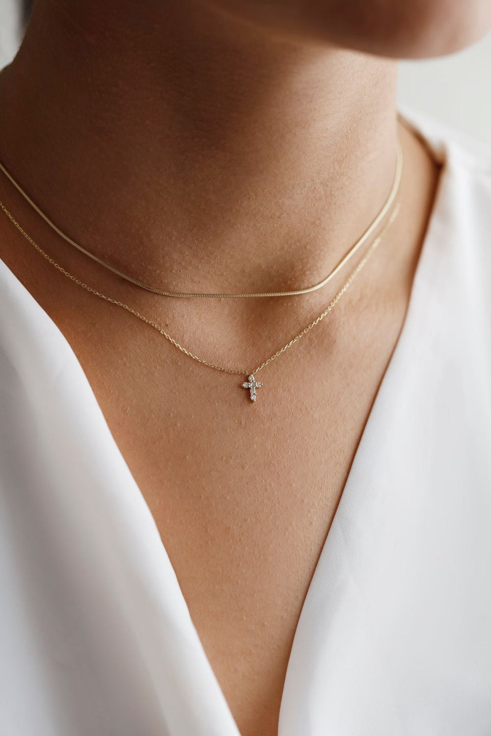 Round Cut Cross Diamond lab grown diamond Necklace In 18K Gold - Doozy Diamonds