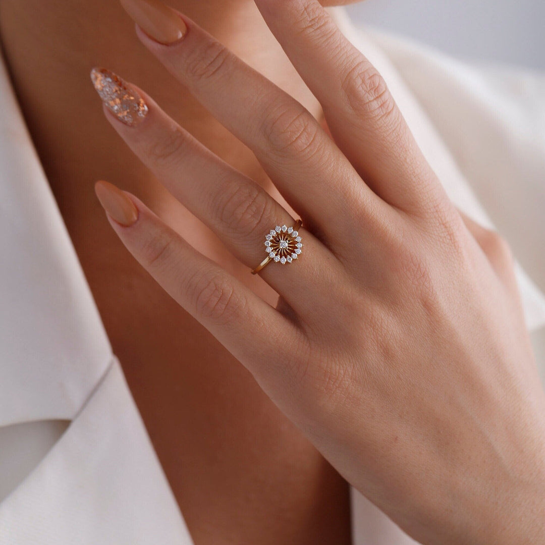 Round Cut Flower Diamond lab grown diamond Wedding Band in Gold - Doozy Diamonds