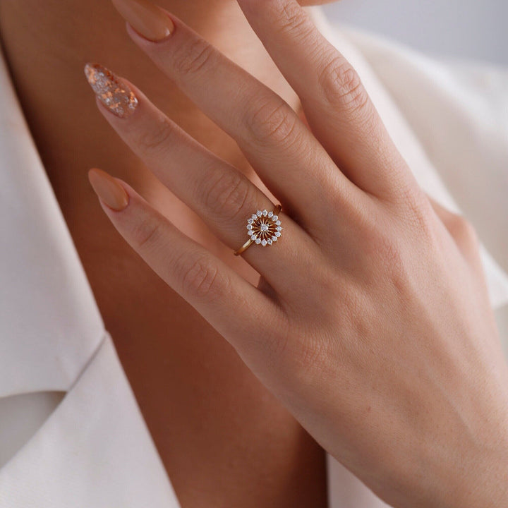 Round Cut Flower Diamond lab grown diamond Wedding Band in Gold - Doozy Diamonds