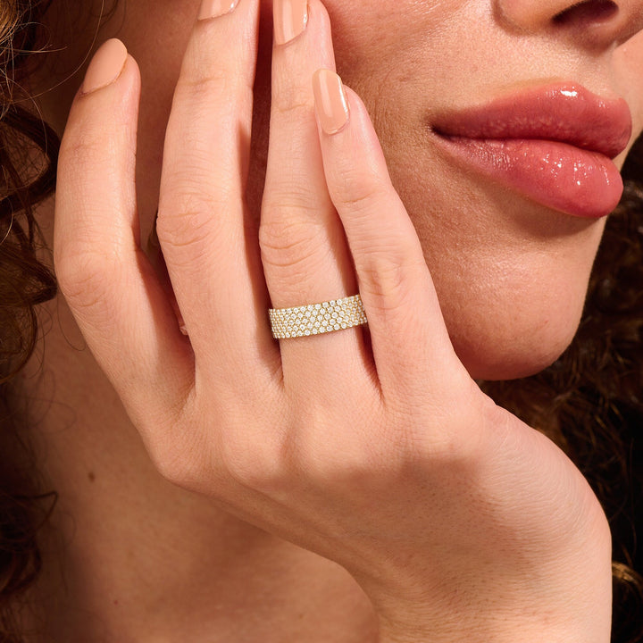 Round Cut Diamond lab grown diamond Flat Wedding Band in 18K Gold - Doozy Diamonds