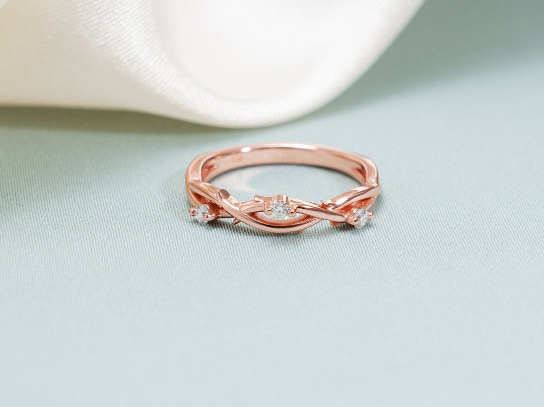 Round round diamond wedding band front view