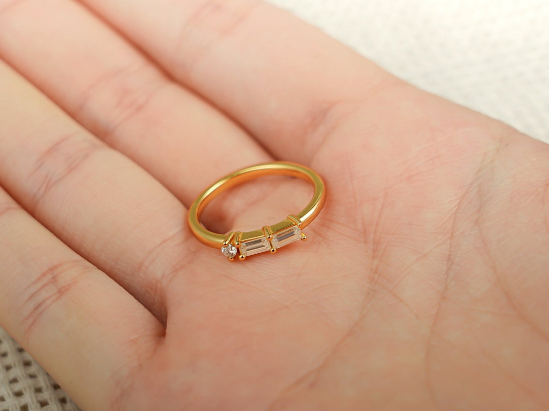 Baguette & Round lab grown diamond band worn on hand