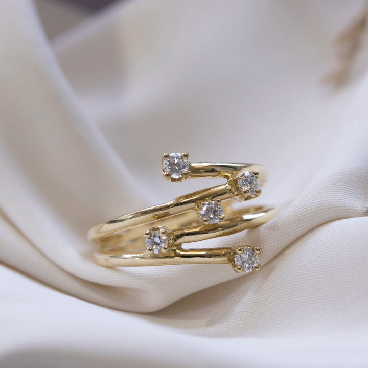 Round Cut Diamond Unique Wedding Ring for Christmas Gift - Doozy Diamonds