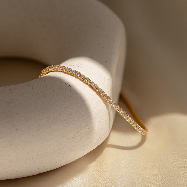 Round Cut lab grown diamonds Tennis Bracelet in Solid Gold - Doozy Diamonds