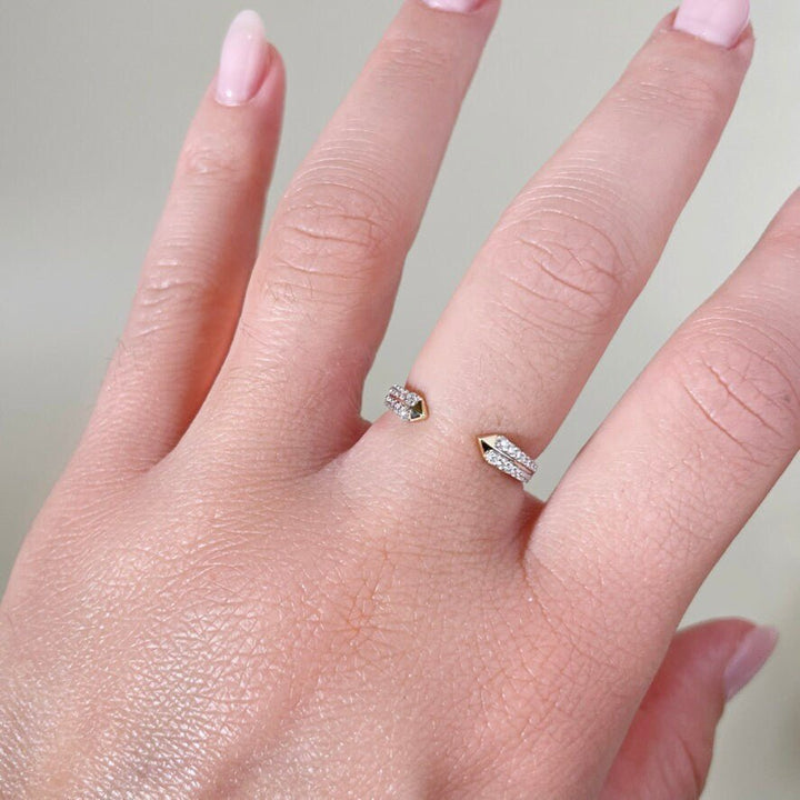 Round Cut Diamond 14k Gold Pave Open Claw Wedding Ring - Doozy Diamonds