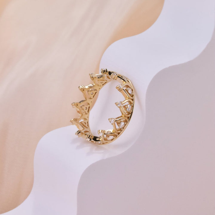 Round Cut Diamond Crown Unique Queen Ring for Christmas Gift - Doozy Diamonds