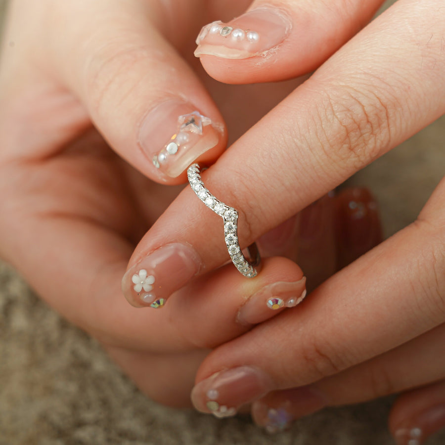 Round round diamond wedding band front view
