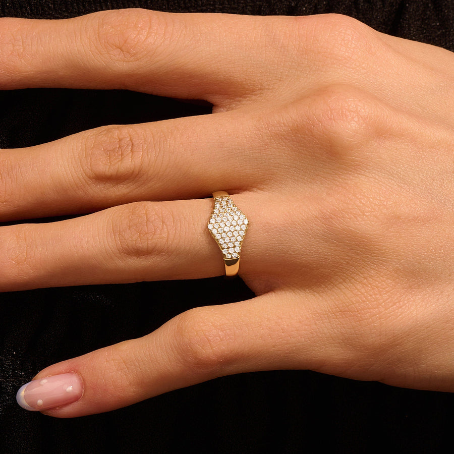 Round Cut lab grown diamonds Wedding Ring in Solid Gold - Doozy Diamonds
