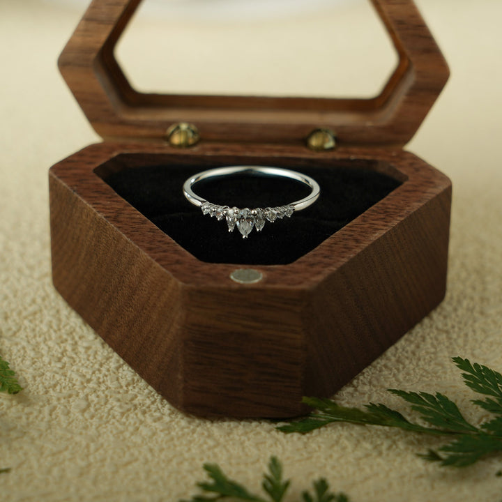Sustainable pear & round diamond wedding ring