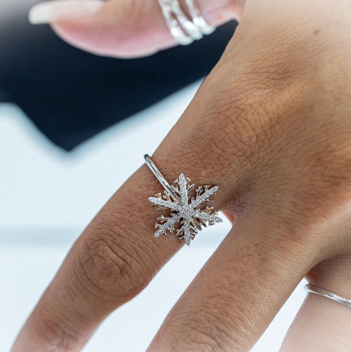 Round Cut Snowflake Diamond Ring for Christmas Jewelry Gift - Doozy Diamonds