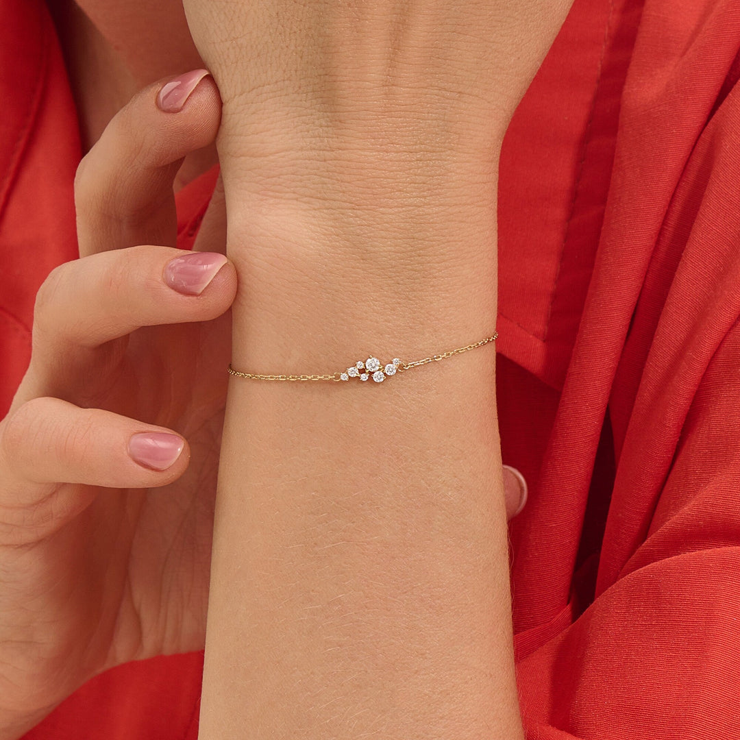 Round Cut Lab-Grown Diamond Cluster Bracelet for Women