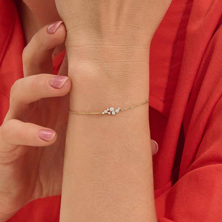 Round Cut Lab-Grown Diamond Cluster Bracelet for Women