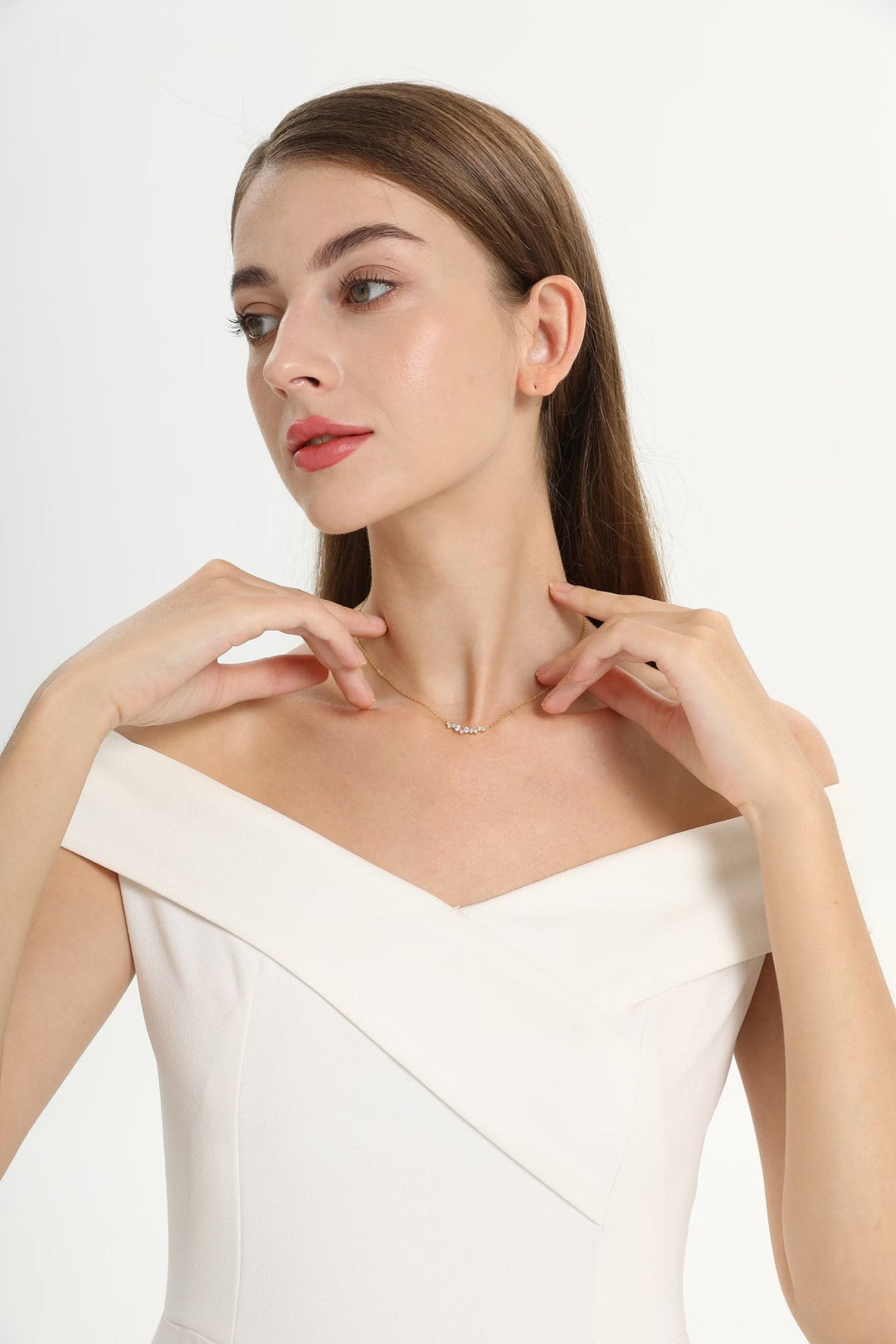 Round Cut lab grown diamonds Necklace in Solid Gold - Doozy Diamonds