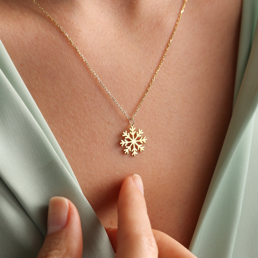 14k Solid Gold Snowflake Pendant for Christmas Gift - Doozy Diamonds