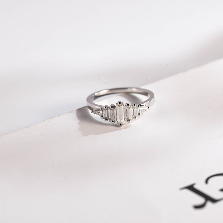Baguette diamond wedding band in yellow gold