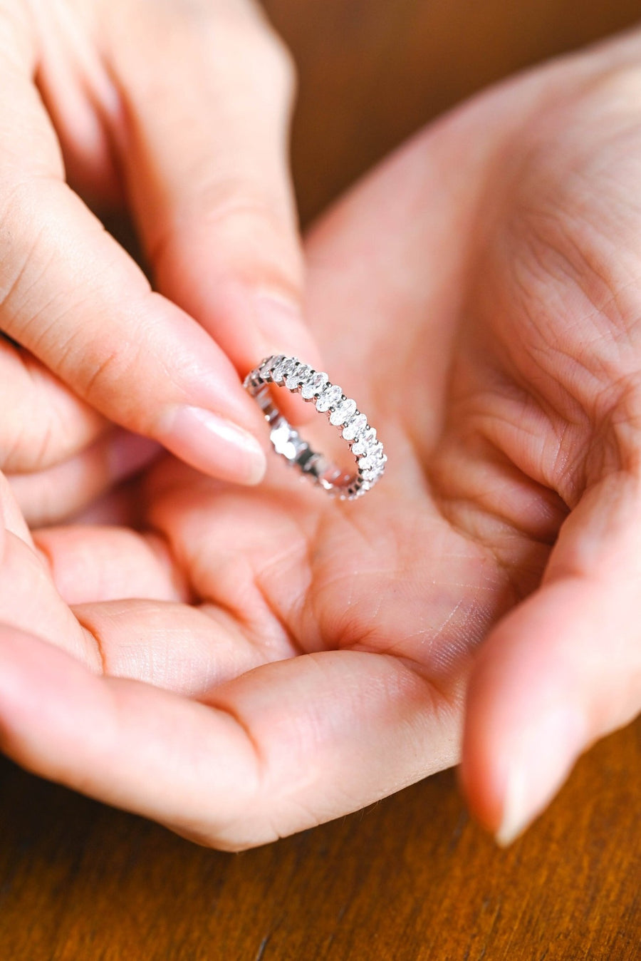 Oval oval diamond wedding band front view