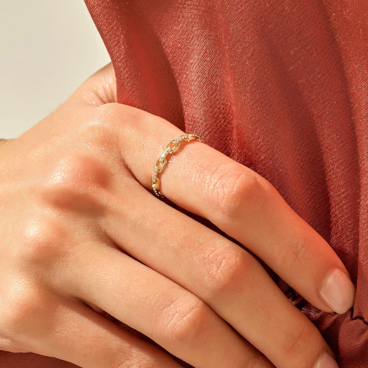 Link Chain Diamond lab grown diamond Wedding Band in 18K Gold - Doozy Diamonds