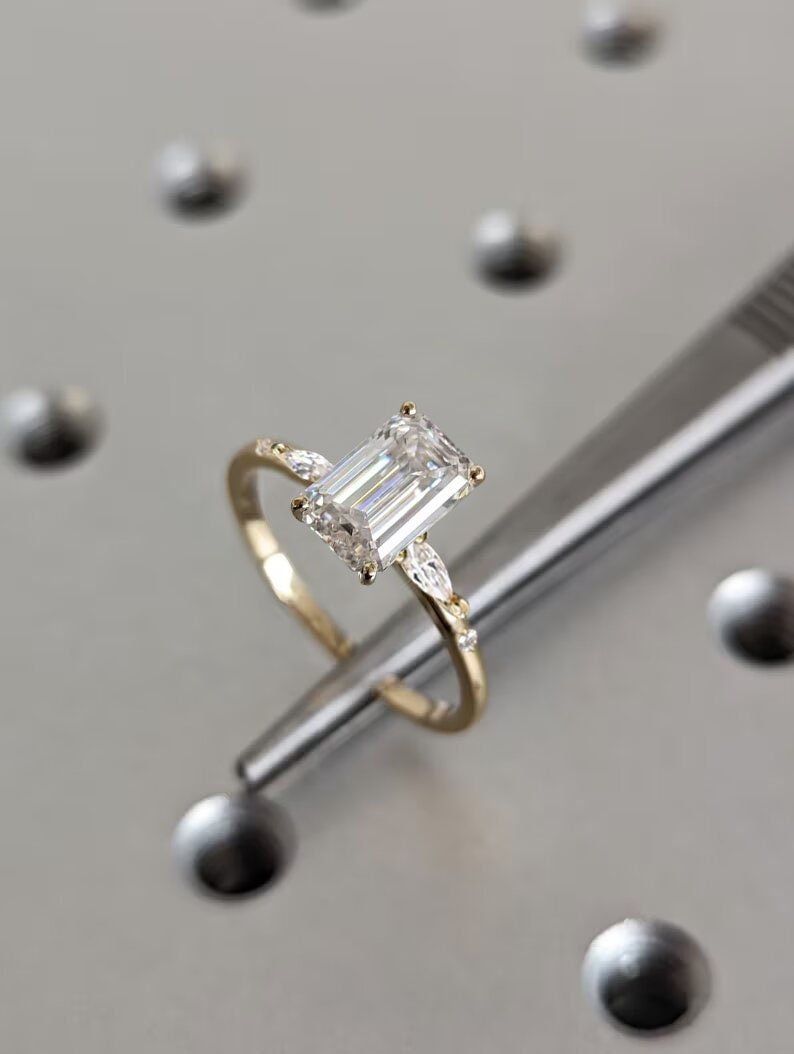 Emerald cluster lab grown diamond ring in jewelry gift box