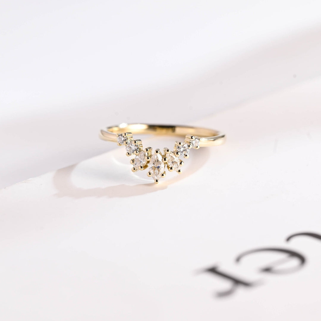 Round Marquise round marquise diamond wedding band front view