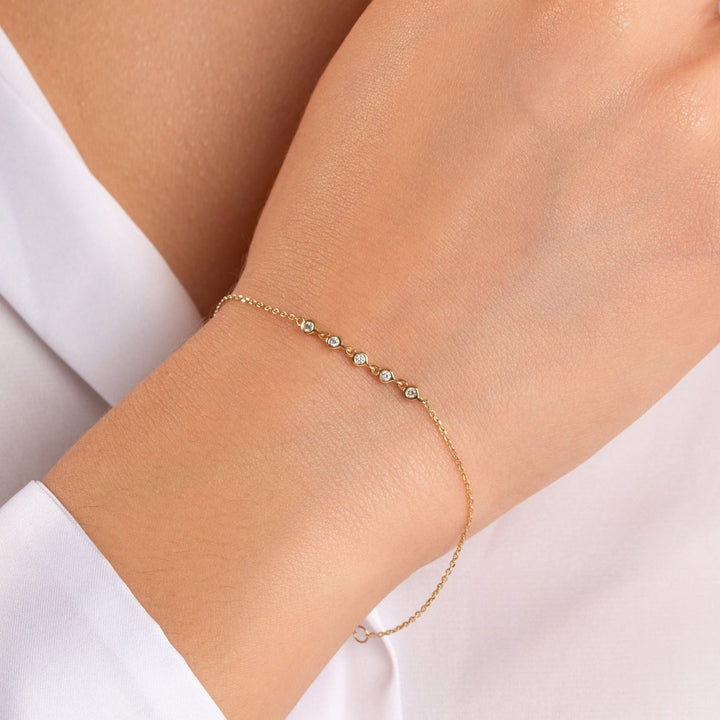 Round Cut lab grown diamonds Bezel Setting Bracelet for Women - Doozy Diamonds