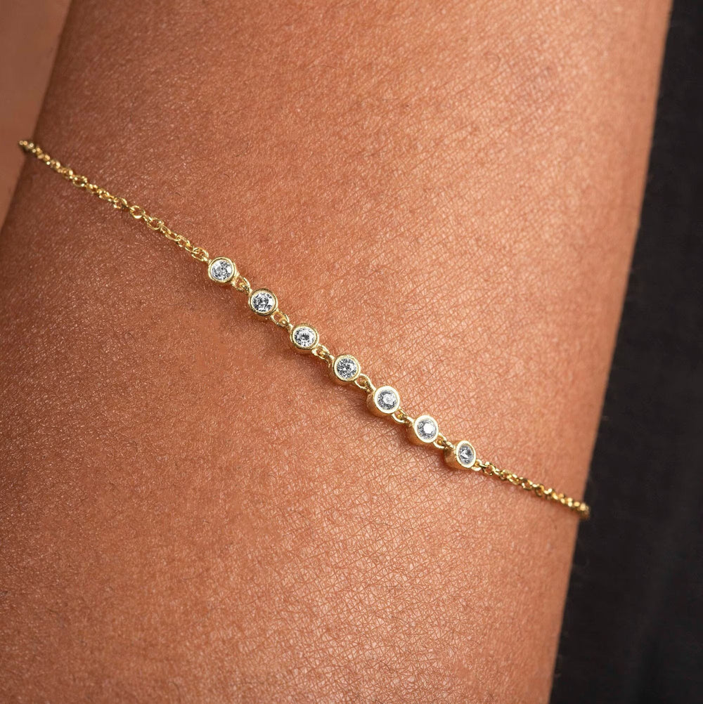 Round Cut lab grown diamonds Bezel Setting Bracelet for Women - Doozy Diamonds