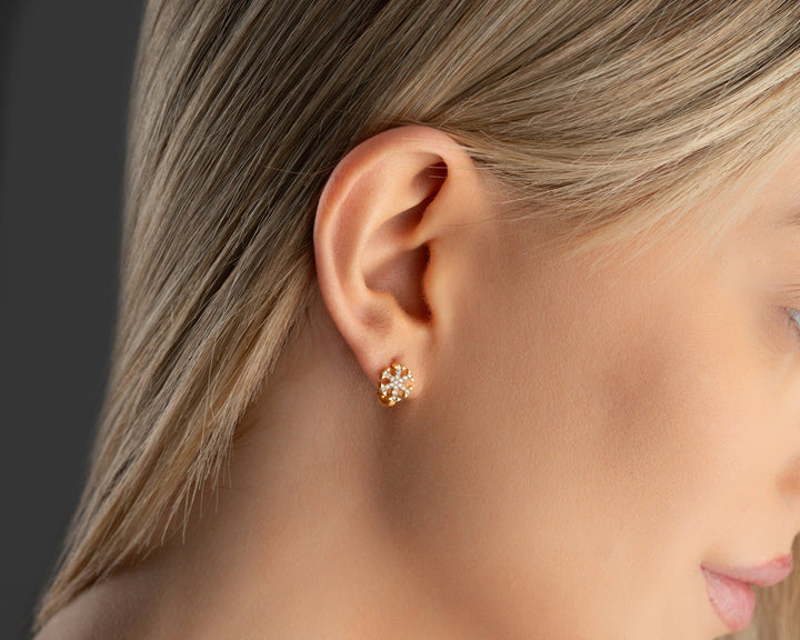 Round Cut Diamond Snowflake Shape Earrings for Christmas Gift - Doozy Diamonds