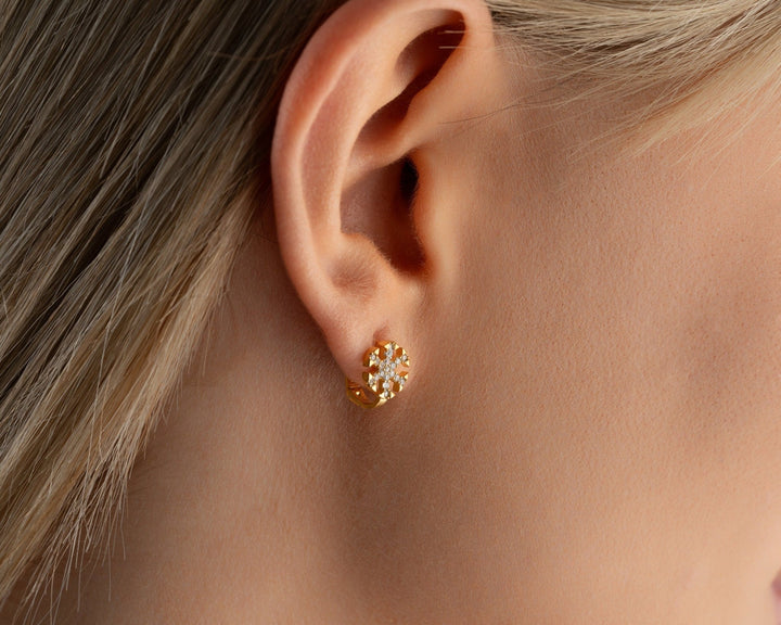 Round Cut Diamond Snowflake Shape Earrings for Christmas Gift - Doozy Diamonds