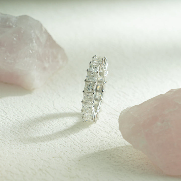 Sustainable princess diamond wedding ring