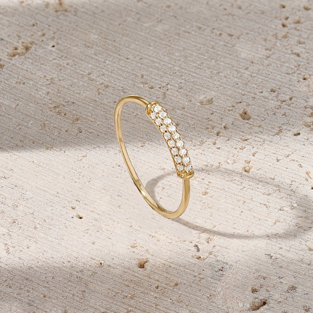 Round Cut Diamond Unique Wedding Ring Gift for Women - Doozy Diamonds