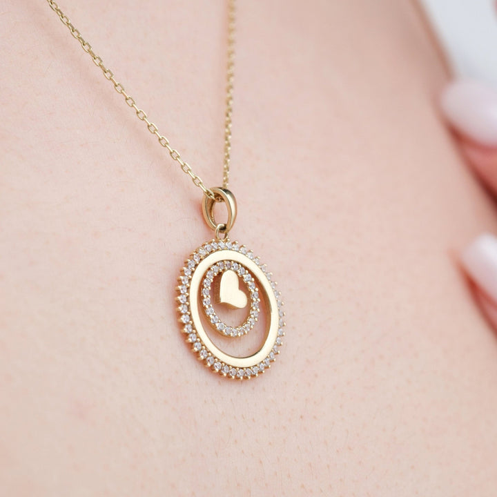 Round Cut Diamond Circle Necklace for Her - Doozy Diamonds