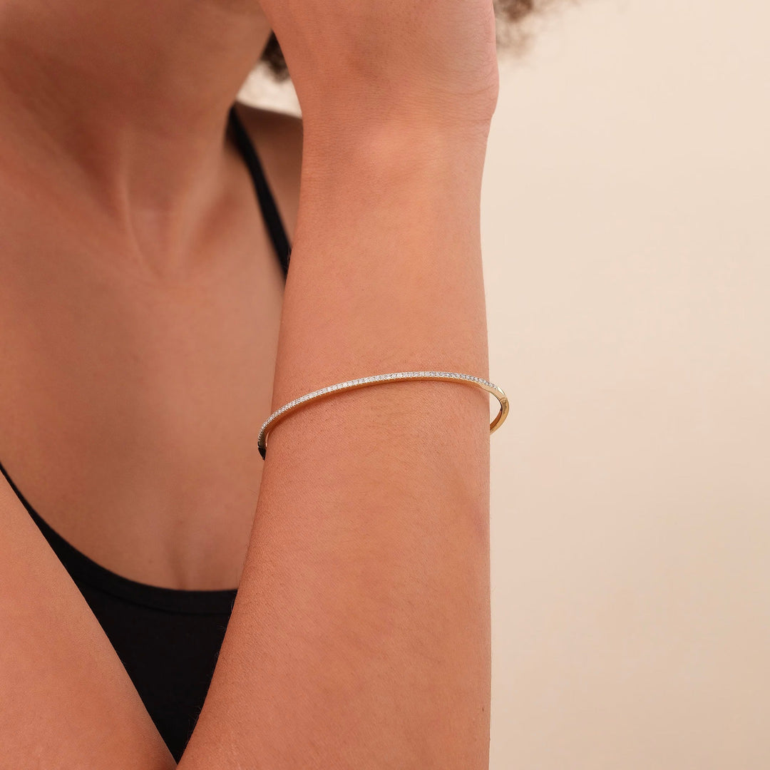 Round Cut Diamond Bracelet Bangle for Birthday Gift - Doozy Diamonds