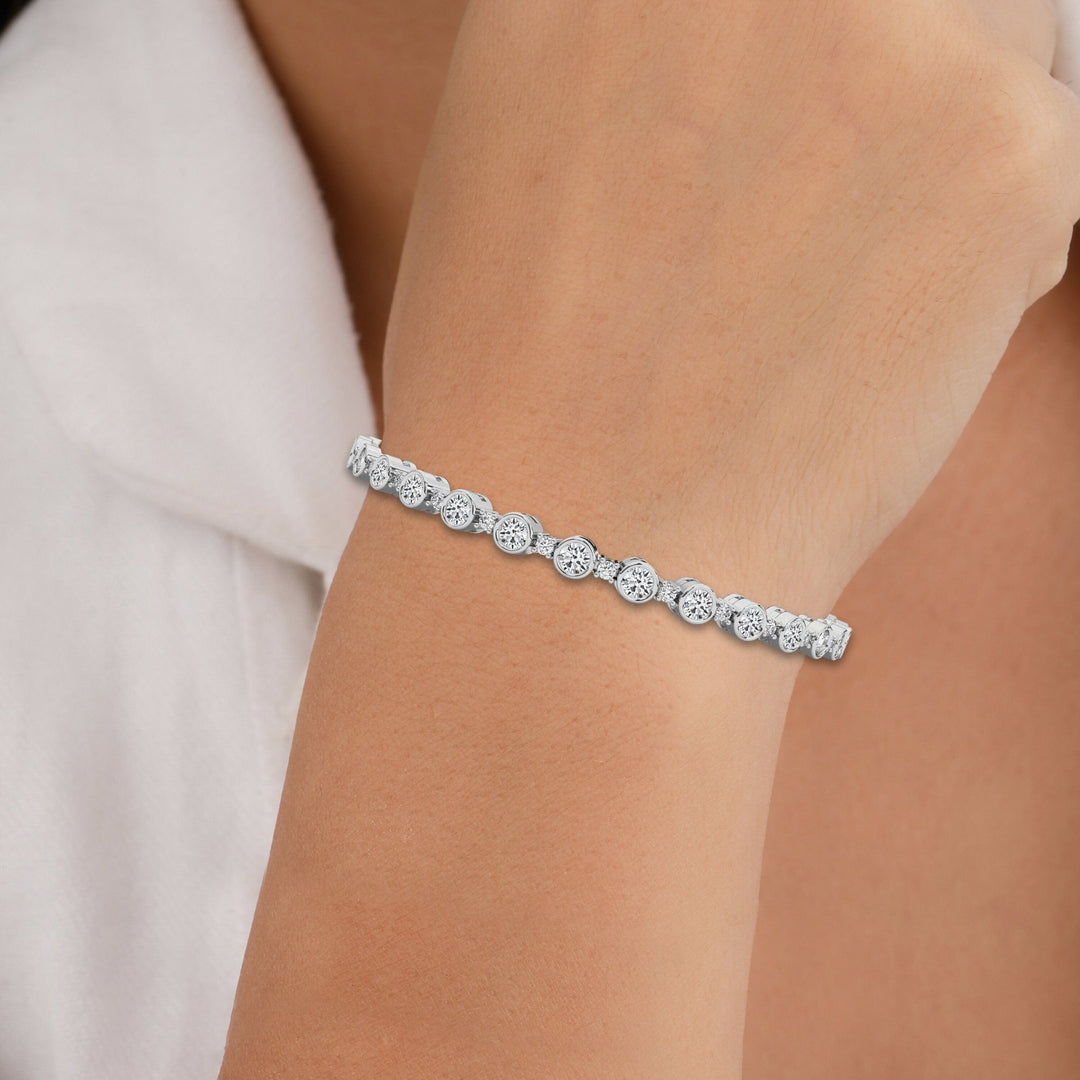 Bezel Set Round Cut Lab-Grown Diamond Tennis Bracelet For Women