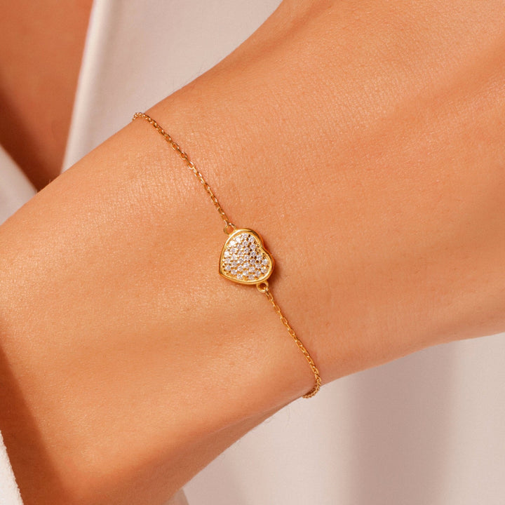 Round Cut Diamond Heart Bracelet For Her - Doozy Diamonds