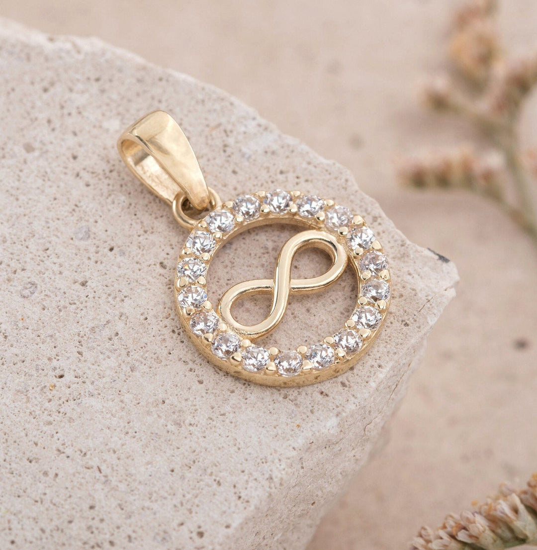 Circle with Infinity Diamond Necklace for Birthday Gift - Doozy Diamonds
