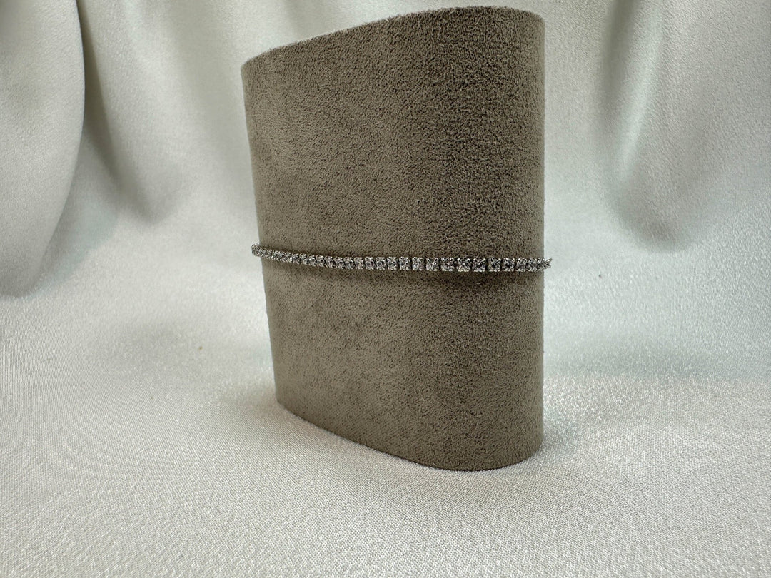 Round Cut Tennis Diamond Bracelet for Women - Doozy Diamonds